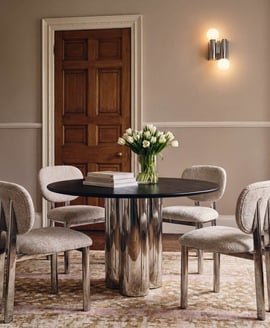 Amari Powder Chair