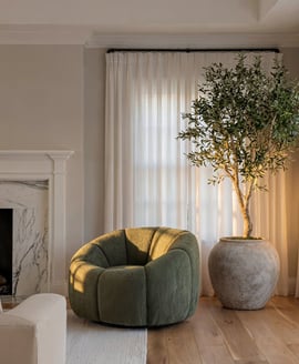 Nao Basil Swivel Chair