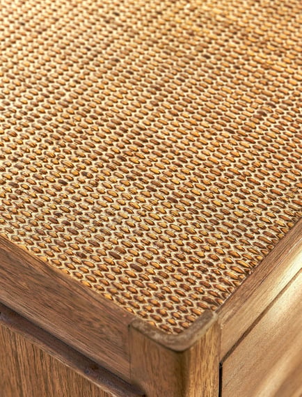Chesterton Chest of Drawers Natural grain detail