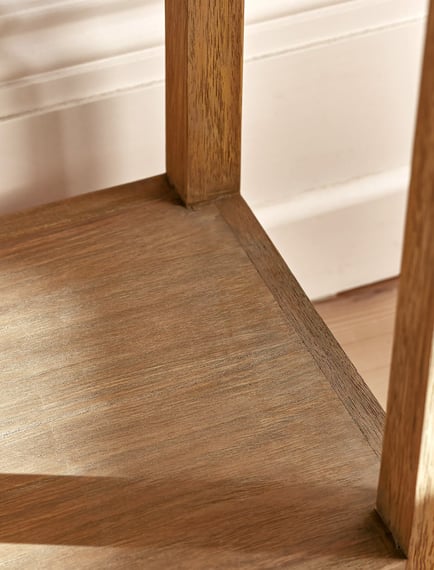 Chesterton Console Table Natural joint detail