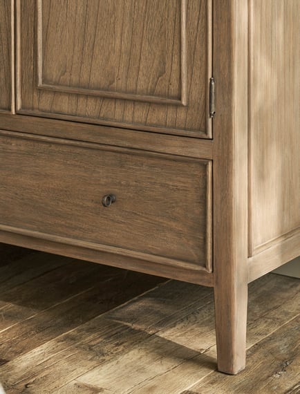 Chesterton Double Wardrobe Natural detail view
