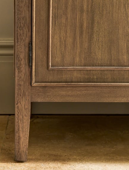 Chesterton Sideboard Natural edge detail