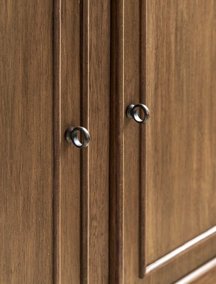 Chesterton Sideboard Natural grain detail