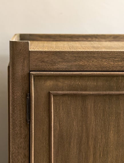 Chesterton Sideboard Natural leg detail